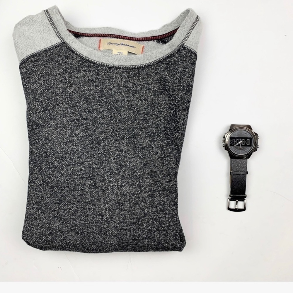 Tommy Bahama Men's Gray pullover crewneck size M